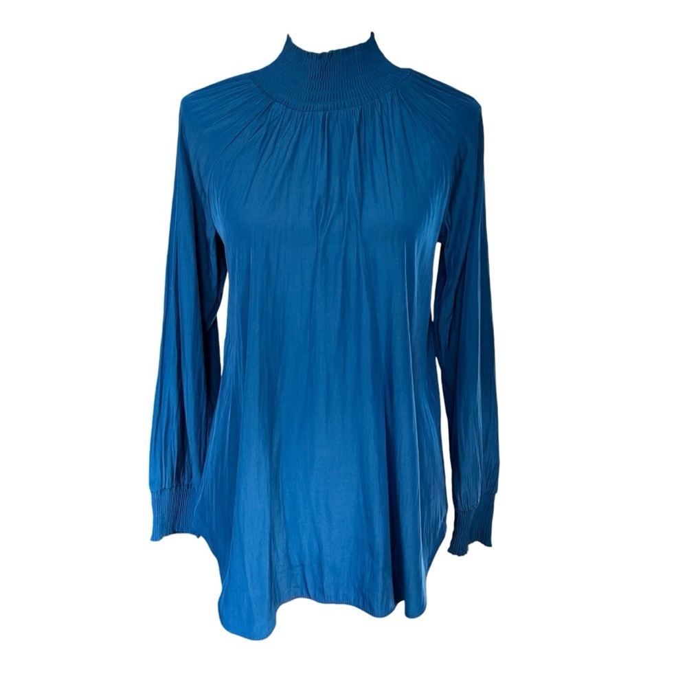 Chico’s Smocked Mock-Neck Long Sleeve Top Women’s SZ Small in Victorian Blue NEW